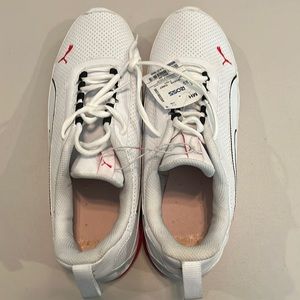 White Men’s Tennis shoes